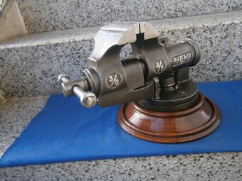 Menší svěráky - 14