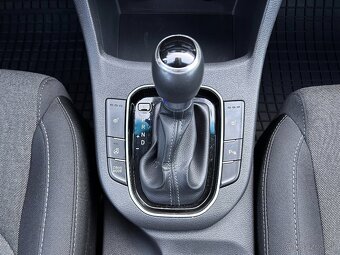 Hyundai i30CW 1.5 T-GDi 118kW mHEV AT7 Family - 14