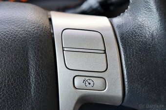 Toyota Auris 1.6 I Dual VVT-i Lux - 14