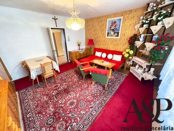 RODINNÝ DOM S GARÁŽOU, LETNOU KUCHYŇOU A POZEMKOM 1130M2, SE - 14