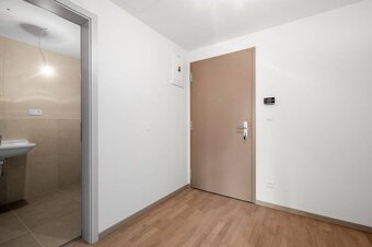 PREDAJ - Nový 2 izbový BYT ( nie apartmán) v Starom Meste, M - 14