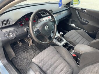 VW PASSAT 1.9 TDI 77KW SEDAN - 14