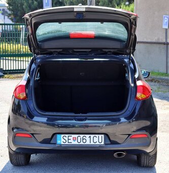 Kia Cee´d 1.6 CRDi EX/Gold - 14
