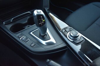 BMW Rad 3 Touring 320d AT - 14