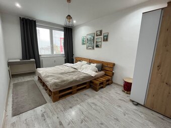 Komplet zariadený zrekonštruovaný 3 izbový byt - 14