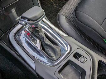 Opel Insignia ST 1.6 CDTI 100kW Business AT6 - 14