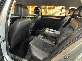 Volkswagen Passat Variant 2.0 TDI Highline VIRTUAL - 14