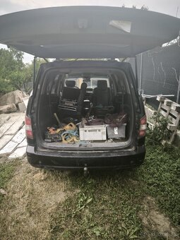 Sang Yong Kyron 2,7hdi automat v koži 7miestny   4wd - 14