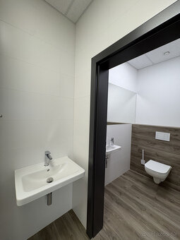 Administratívno–skladovo–výrobný priestor na prenájom – Zava - 14