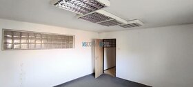 MAXFIN REAL Kancelárie  v polyfunkčnej budove s parkovaním - 14