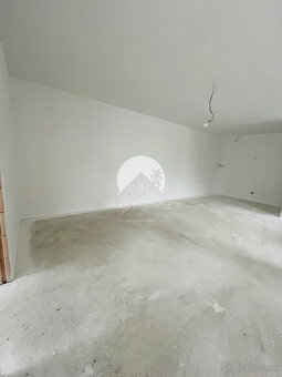 Reality KOMPLEX s.r.o., Vám ponúka na predaj moderný dvojdom - 14