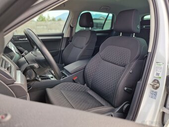 Škoda Superb Combi 2.0 TDI SCR Style 4x4 DSG - 14