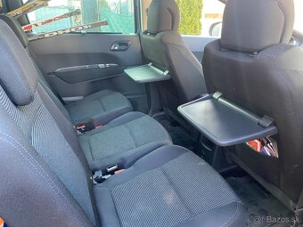 Peugeot 5008 1.6 HDI - 14