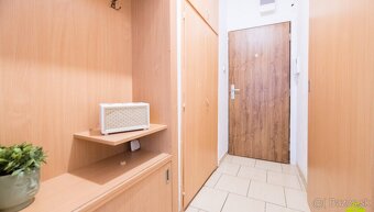 Atraktívny 3 izbový byt centrum mesta Prievidza - 14