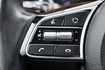 Kia Ceed SW 1.6 CRDi MHEV Gold+ A/T - 14