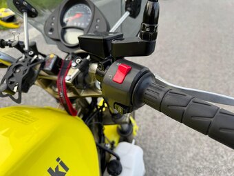 Kawasaki ER6N - 14