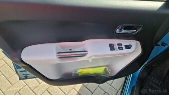 Suzuki Ignis 1.2 l DualJET Premium 2WD - 14