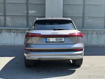 Audi E-Tron 55 Quattro Advance, tažné, Matrix LED, B&O, DPH - 14