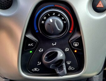 Toyota Aygo 1,0 VVT-i, 51kW, 2014, 5D, manual - 14