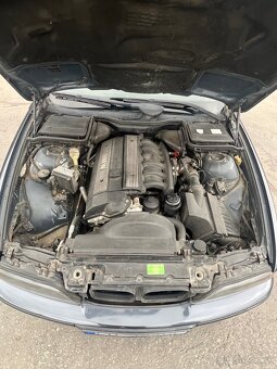 Bmw e39 520i - 14