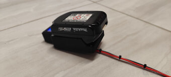 Adaptér batérie makita 18V s voltmetrom ( Hranatý/Okrúhly ) - 14