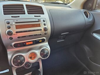 Toyota Urban Cruiser 1.4 I D-4D AWD Sol. - 14