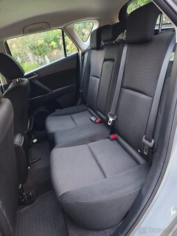 • MAZDA 3 1.6 DIESEL, 85 kW, 6-st. manuál, r.v. 2012 • - 14