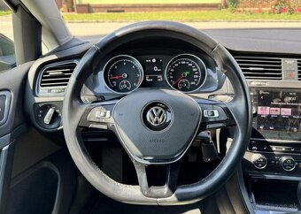 Volkswagen Golf 2,0 TDI DSG COMBI nafta automat 110 kw - 14