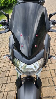 Yamaha MT07 - 14