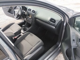 Volkswagen Golf 1.6 TDI 90k Trendline - 14