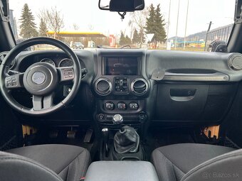 Jeep Wrangler - 14