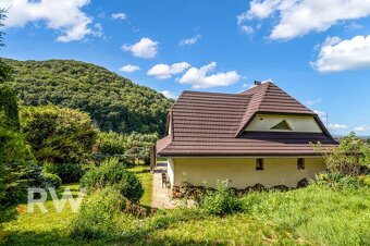 VEĽKORYSÝ - Bývanie pod lesom - Slepá ulička - 2322m2 pozemo - 14