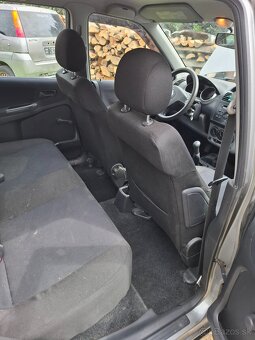 Suzuki Ignis 1,3  1,5  4x4 benzín - 14