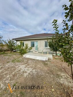 ALL INCLUSIVE l NA PRENÁJOM 4 IZBOVÉ RODINNÉ DOMY , ČENKOVCE - 14