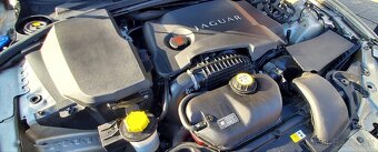Jaguar XF 3.0 V6 - 14