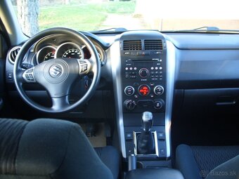 Suzuki Grand Vitara 1.9 DDiS 4x4 Comfort - 14