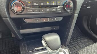 Kia XCeed 1.6 T-GDi Gold A/T - 14