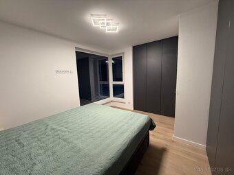 Moderný rodinný radový dom na Pereši - 14