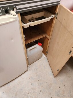 Predmet: Predám Karavan Sterckeman Sunstar 430 M (r. v. 2000 - 14