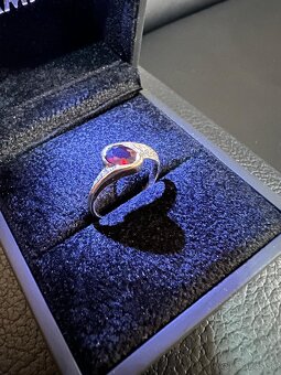 Zlatý dámsky prsteň - 14