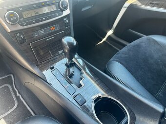 Toyota Avensis Combi 140 kW - 14