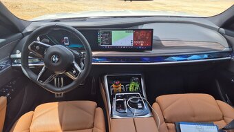 BMW rad 7 740d mHEV xDrive A/T v záruke - 14