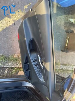 Hyundai i30 kombi 2023, Tapacíry - 14