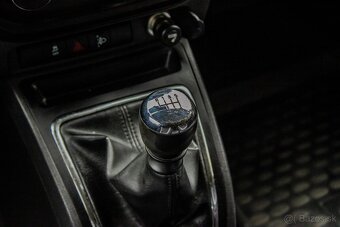 Jeep Compass 2,2 TDi - 14