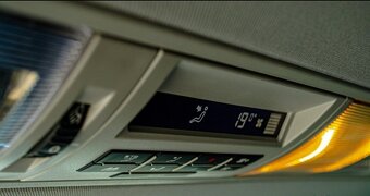 Volkswagen Multivan 2.0 TDI Highline DSG 7 - 14