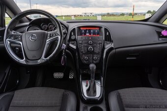 Opel Astra GTC 1.4 Turbo 140k Sport A/T - 14