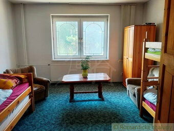 Veľký pekný dom v malebnej obci Nová Lehota na predaj - 14