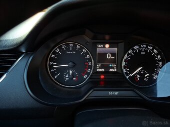 Škoda Octavia Combi 2.0 TDI M6 Style - 14