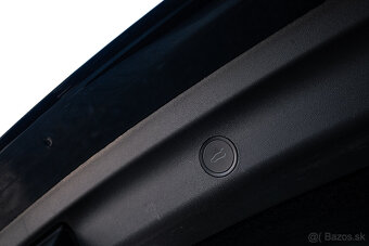 Tesla Model Y PERFORMANCE LONG RANGE AWD 393KW - 14