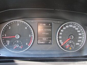 Volkswagen Caravelle 2.0TDi, 110kw, SR, 1. majiteľ, 9-miestn - 14